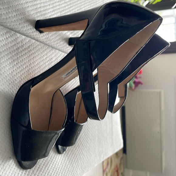 MANOLO BLAHNIK 👠 - Picture 3 of 5